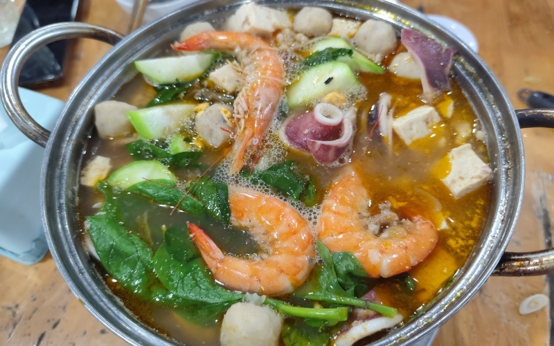 Cách làm lẩu hải sản Eat Clean ít calo