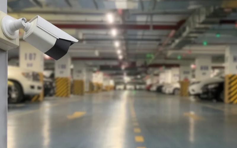 Kho xưởng và bãi đậu xe