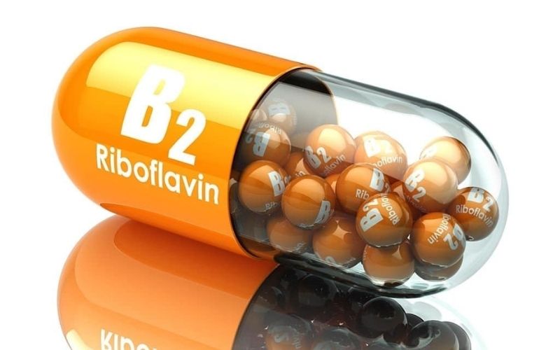Uống thực phẩm chức năng chứa vitamin B2